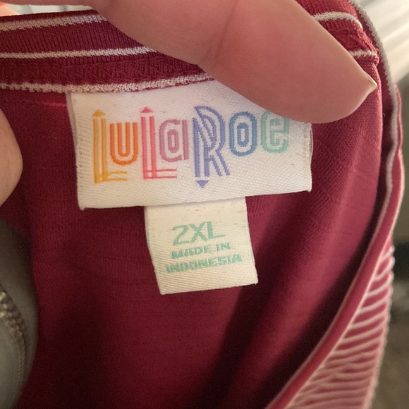 🆕❤️Lularoe- Red & White Striped Amelia - Picture 7 of 9